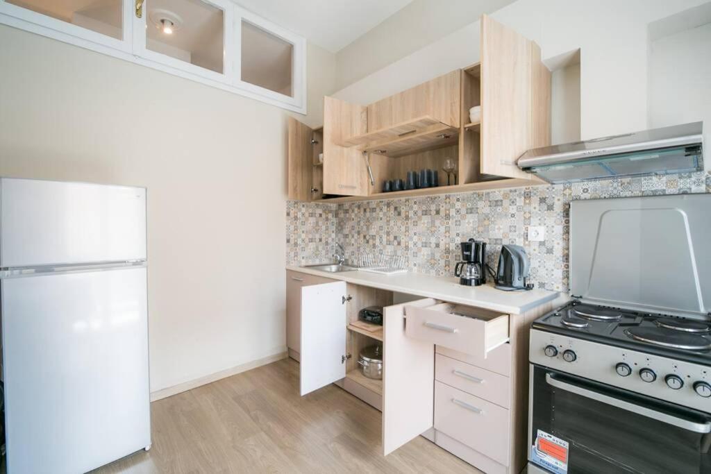 וולוס Belajo Central Apartment And Jacuzzi !! מראה חיצוני תמונה